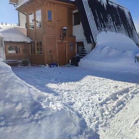 Guest House Alpha Ski Camp Τζαχορίνα Εξωτερικό φωτογραφία